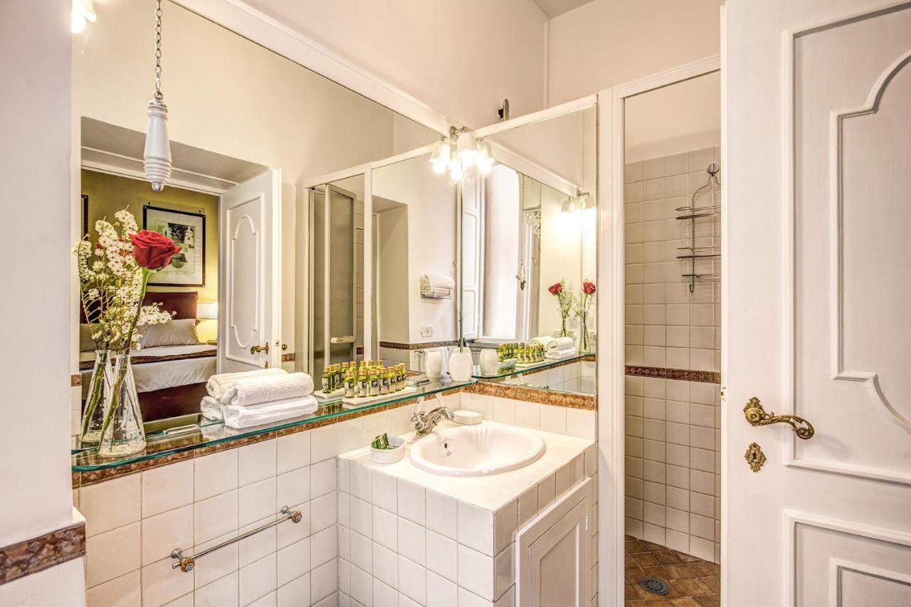 Pantheonview - Imperial Apartment Rome Bagian luar foto