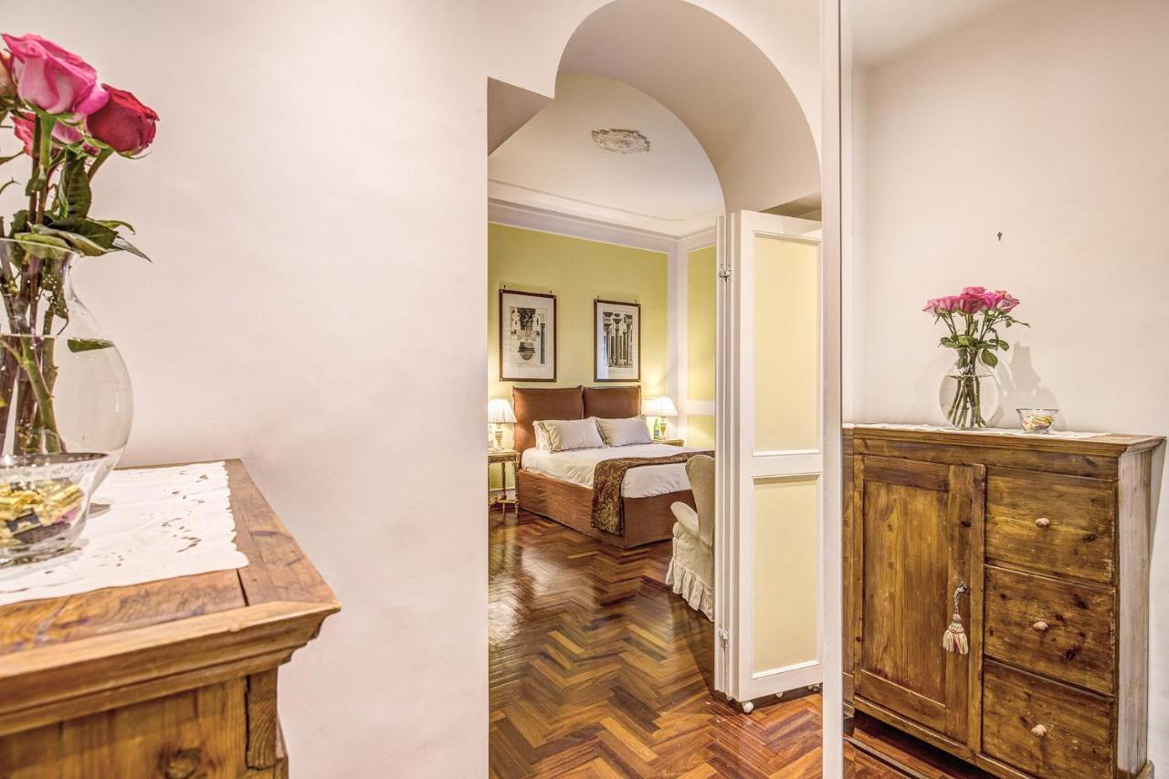 Pantheonview - Imperial Apartment Rome Bagian luar foto